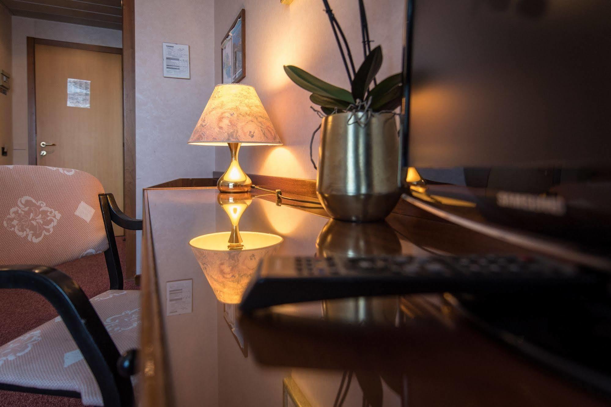 Hotel Krystal Bussolengo Eksteriør bilde